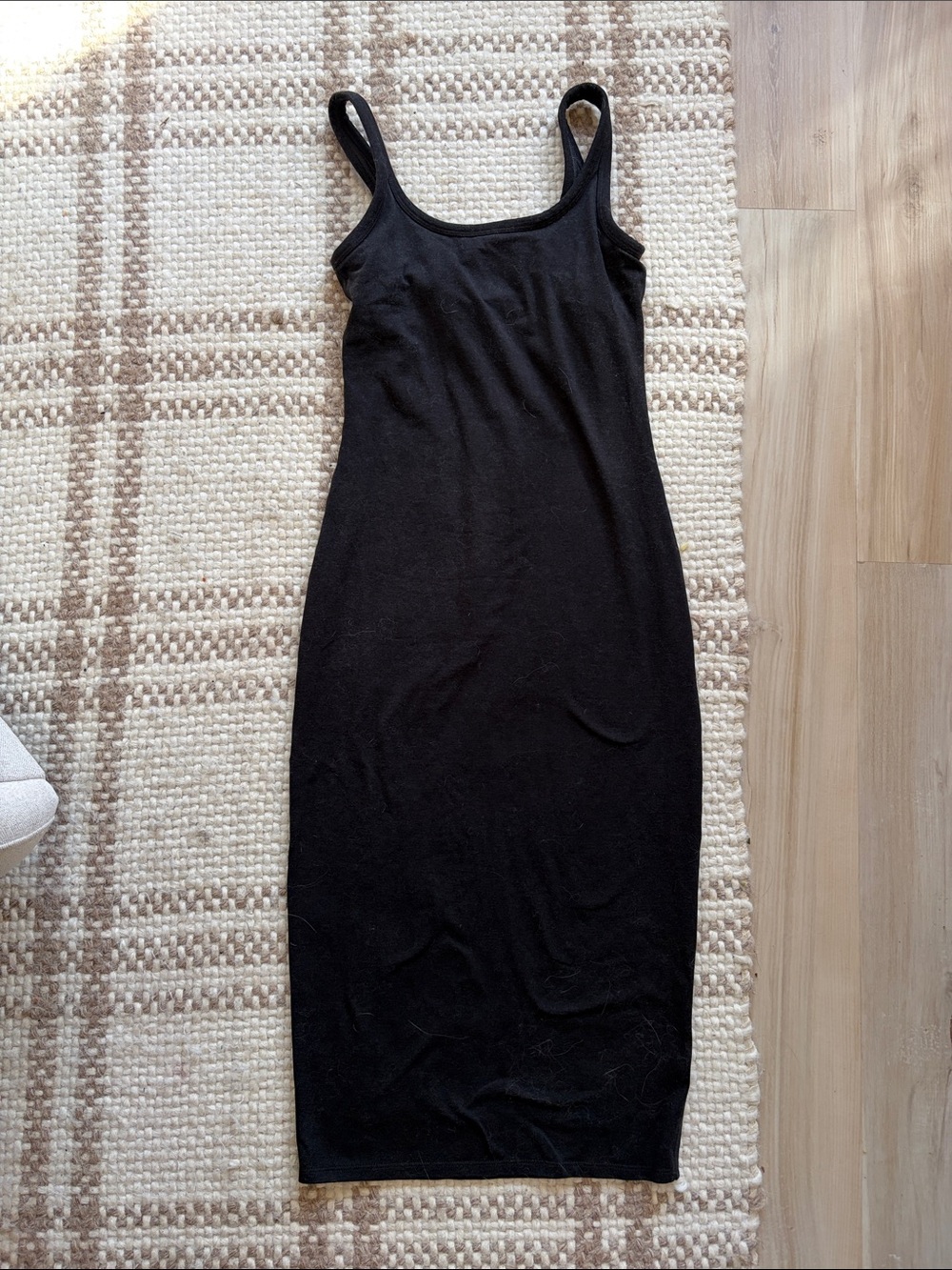 Vuori black halo dress